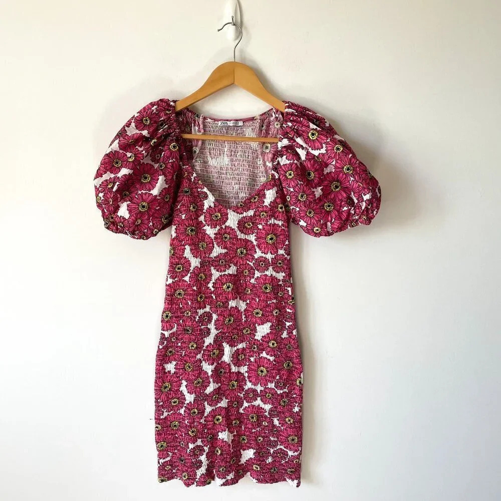 Zara Floral Puff Sleeve Smocked Mini  Dress Bloggers Favourite Sz S - Picture 5 of 10
